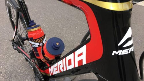 https://www.bikeradar.com/road/gear/article/vincenzo-nibalis-merida-reacto-disc-gallery-53559/