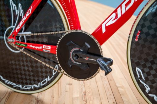 https://www.cyclist.co.uk/news/6207/check-out-victor-campenaertss-hour-record-bike