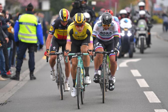 http://www.cyclingnews.com/news/van-aert-bonks-at-end-of-rough-paris-roubaix/