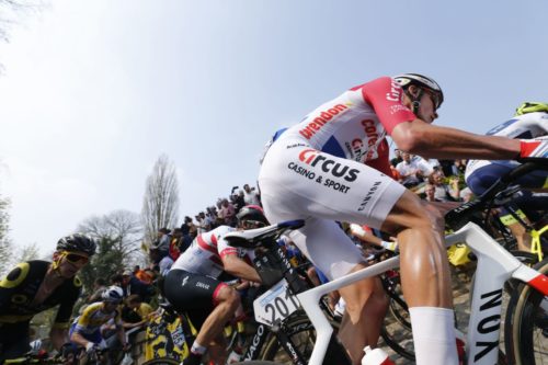https://www.cyclingweekly.com/news/racing/mathieu-van-der-poel-wore-white-shorts-tour-flanders-tactical-reasons-419559