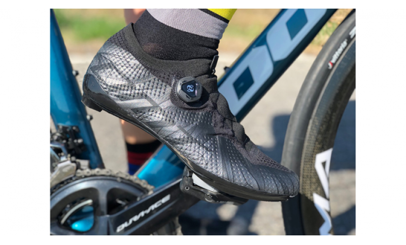 エリア・ヴィヴィアーニの使用するDMT KR1 | ロードバイクはやめられない