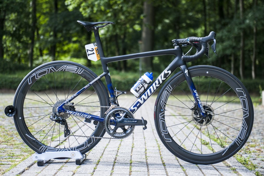 https://www.cyclist.co.uk/news/6697/check-out-the-s-works-tarmac-disc-julian-alaphillipe-rode-to-win-stage-3-of-the-tour