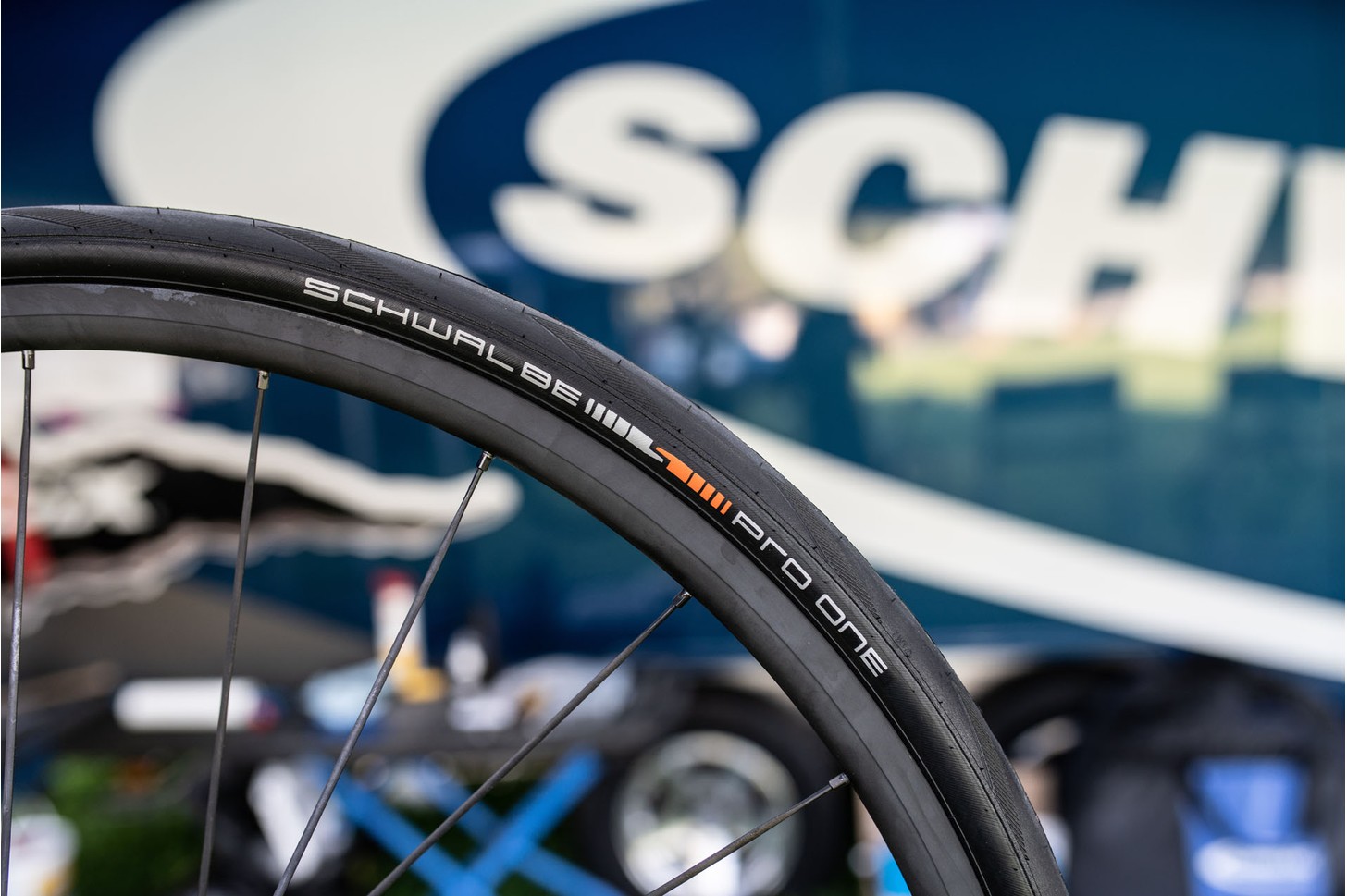 https://www.bikeradar.com/news/schwalbe-pro-one-tubeless-tyre-released/