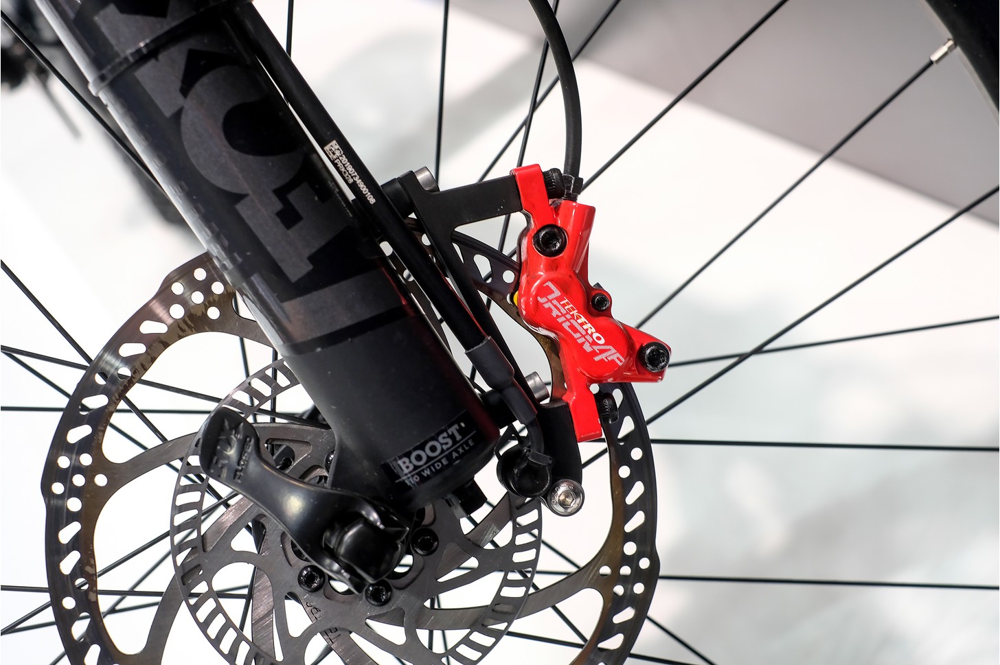 bosch 自転車 abs