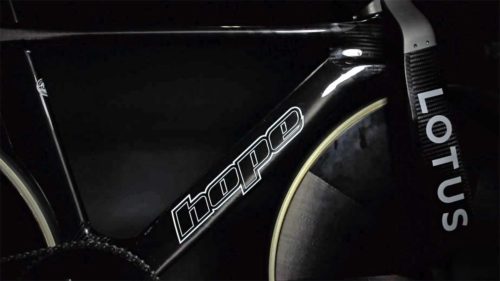https://bikerumor.com/2019/10/31/hope-hb-t-x-lotus-3d-printed-ti-carbon-track-bike-is-british-cyclings-wild-olympic-secret-weapon/