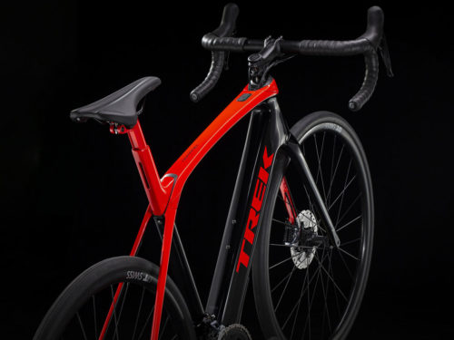https://www.trekbikes.com/us/en_US/bikes/road-bikes/performance-road-bikes/domane/domane/domane-lt/p/30915/?colorCode=red_black
