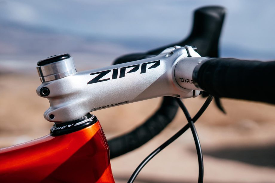 https://www.cyclingweekly.com/news/product-news/silver-is-back-according-to-zipp-with-new-component-finish-452147