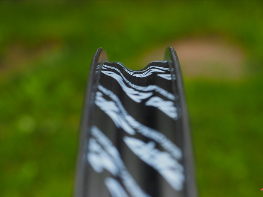 zipp 303 firecrest 2021