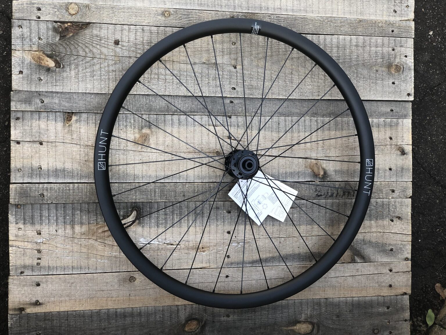 Huntから1,213gと超軽量でリーズナブルなHunt 32 Aerodynamicist UDディスクホイール登場 | ロードバイクはやめられない
