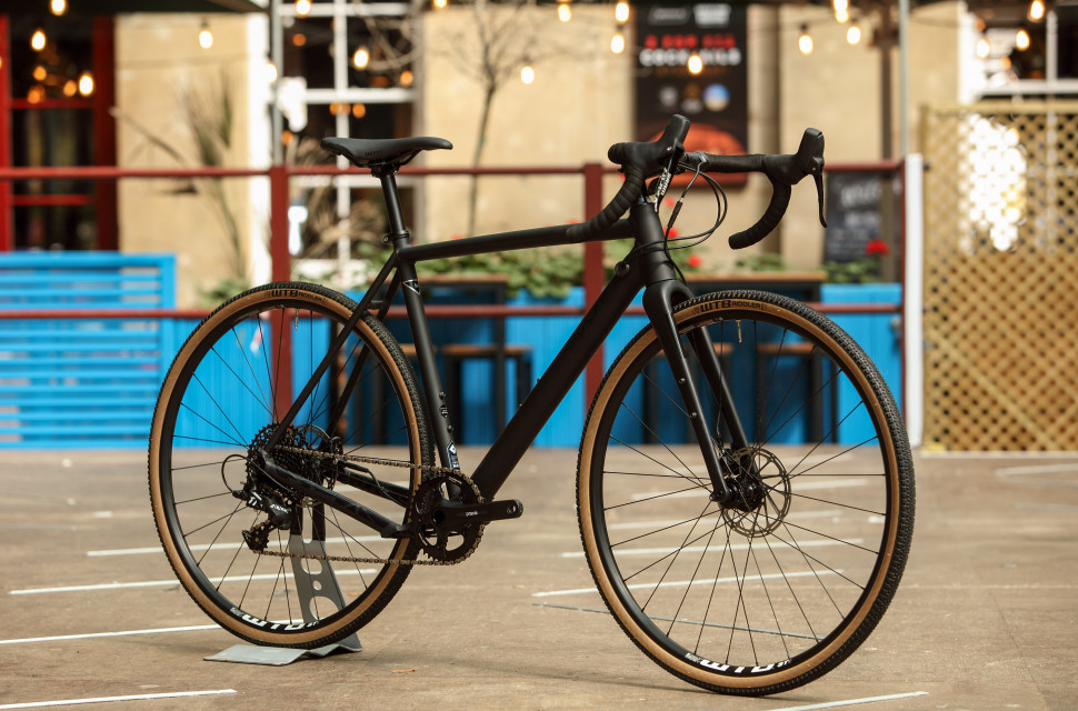 VAAST Bikesから、マグネシウムフレーム採用のオールロードバイクA / 1 APEX 700C登場 ロードバイクはやめられない