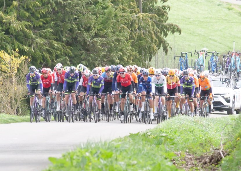 2023 ルート・アデリ・ド・ヴィトレ フランスのワンデーレースを制したのは? ロードバイクはやめられない